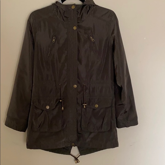 Green Spring Jacket. - Picture 2 of 4